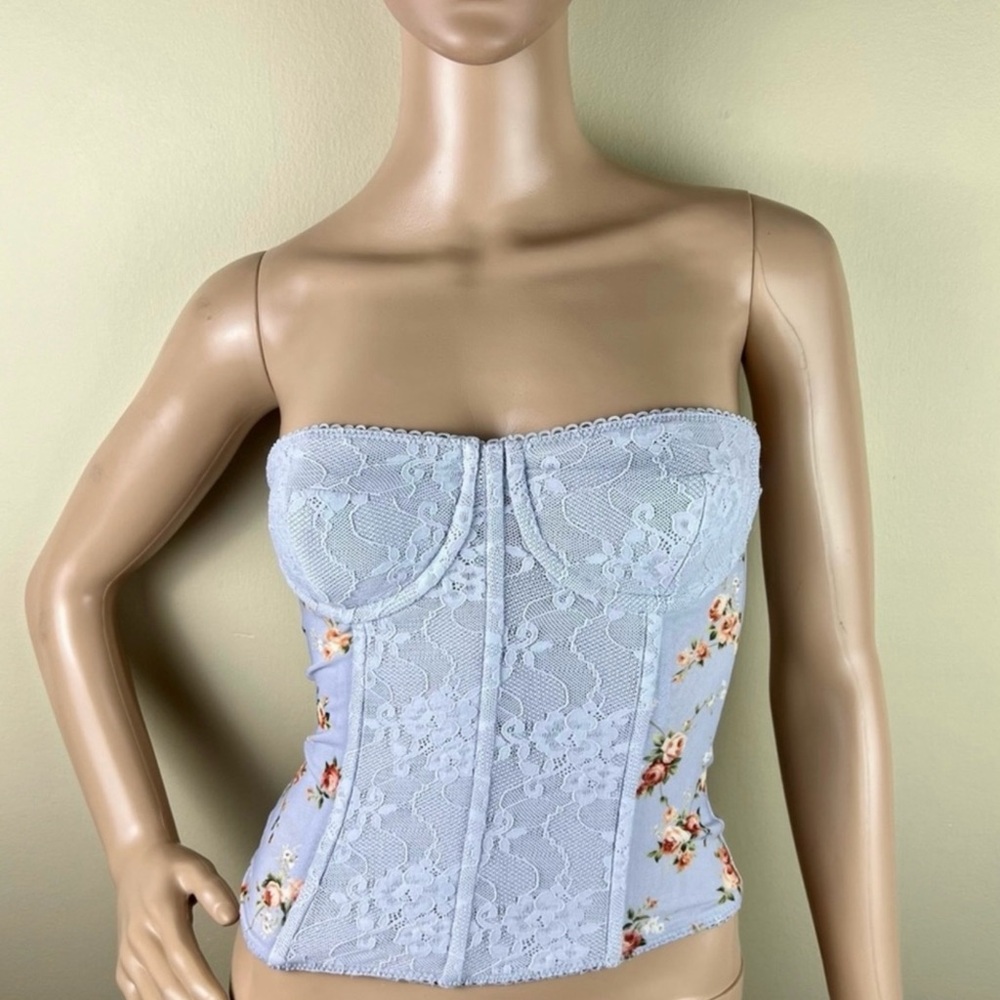 NEW WEWOREWHAT REVOLVE LACE FLORAL PRINT CORSET - Picture 2 of 5
